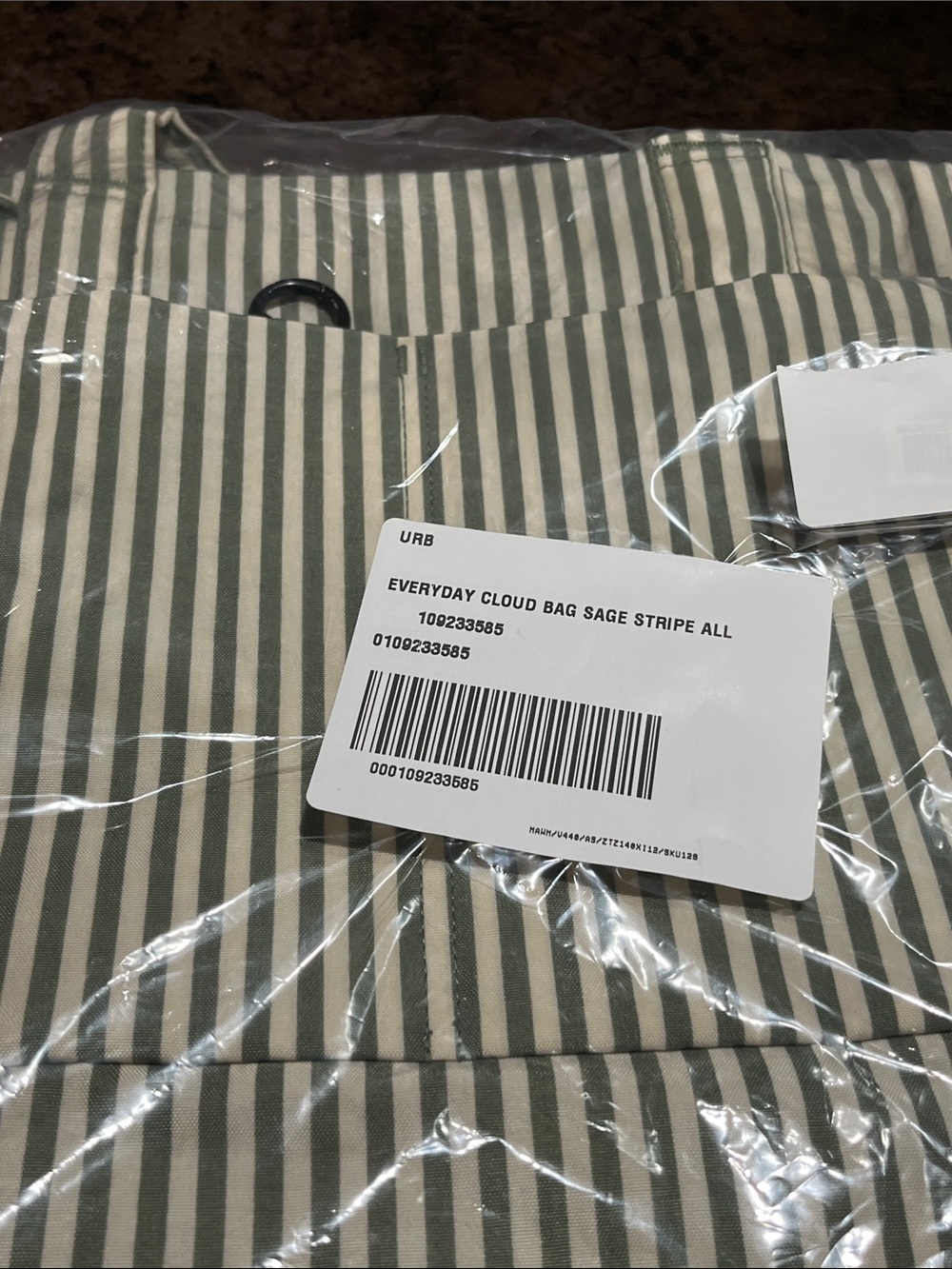 BAGGU Everyday Cloud Bag In Sage Stripe - Picture 4 of 10